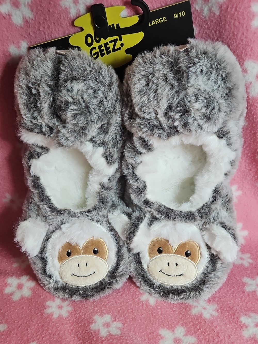 Ohhh Geez! Womens Grey Monkey Plush One-Piece Slippers - Large (9/10)
